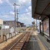 休憩時間、無人駅のベンチでひと休み。 #3656